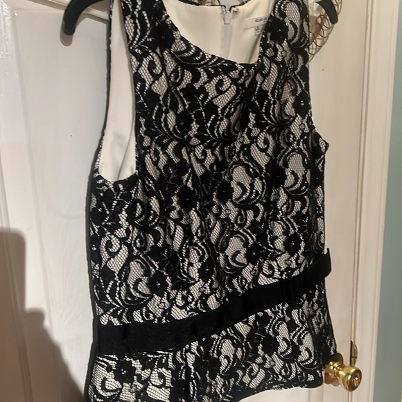 Studio One NY NWT, crème with black lace overlay. Size 12 - Picture 3 of 6